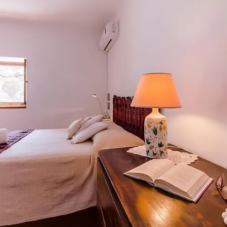 Villa Santolio Country Retreat - Relax In Masseria Siciliana Con Giardino E Vista Palazzolo Acreide