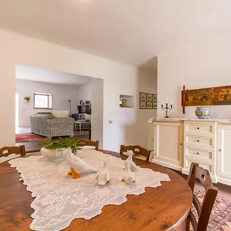 Villa Santolio Country Retreat - Relax In Masseria Siciliana Con Giardino E Vista *