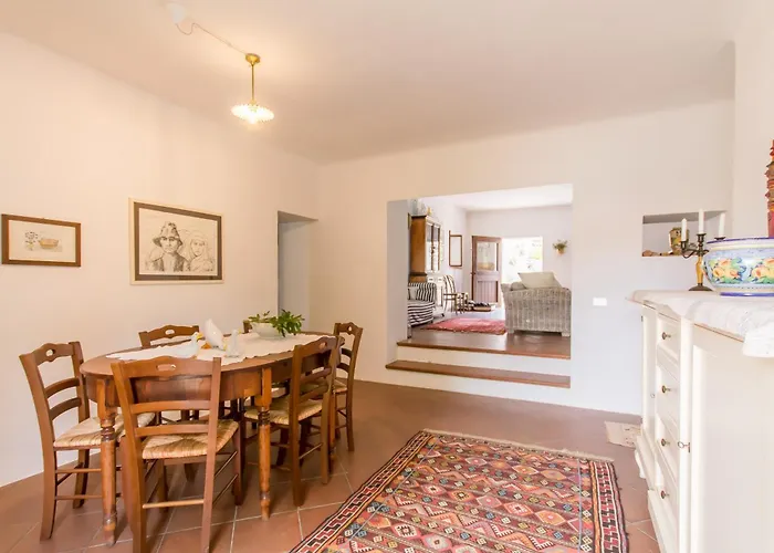 Santolio Country Retreat - Relax In Masseria Siciliana Con Giardino E Vista