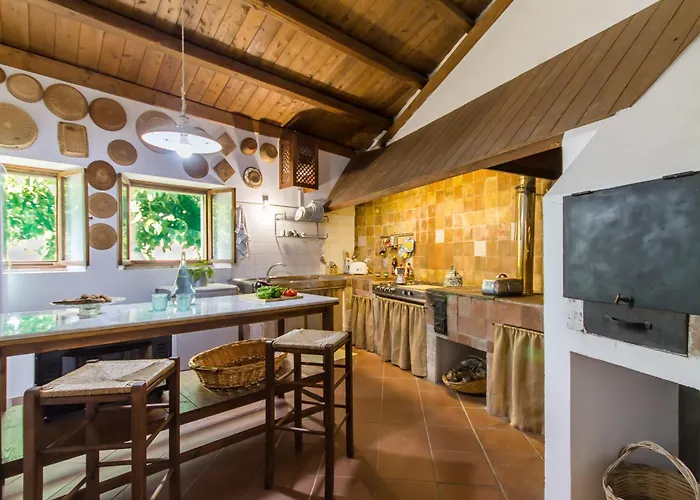 빌라 Santolio Country Retreat - Relax In Masseria Siciliana Con Giardino E Vista