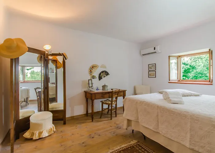 Santolio Country Retreat - Relax In Masseria Siciliana Con Giardino E Vista
