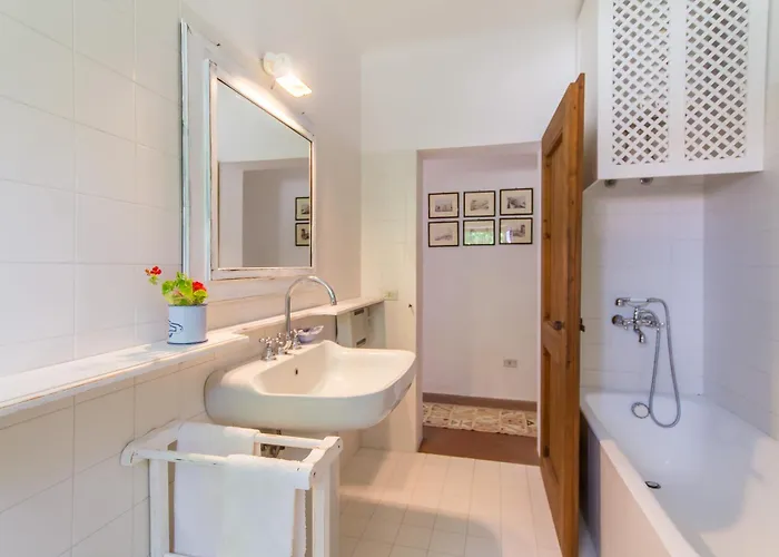 빌라 Santolio Country Retreat - Relax In Masseria Siciliana Con Giardino E Vista
