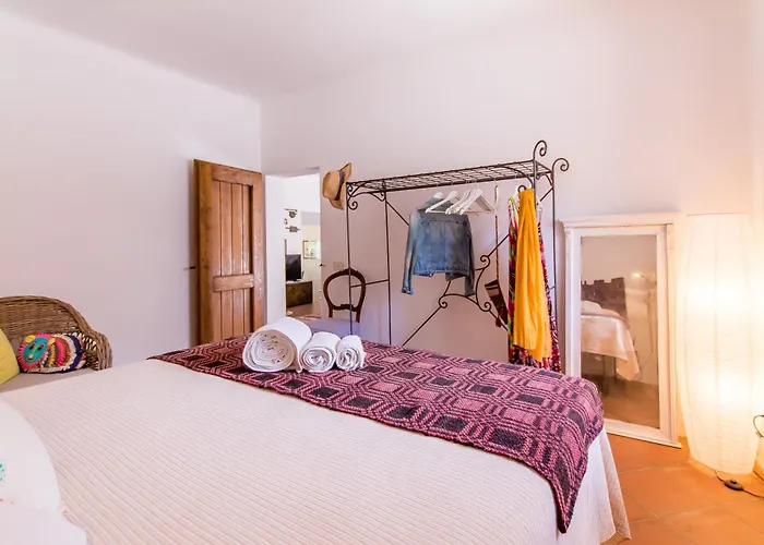 Santolio Country Retreat - Relax In Masseria Siciliana Con Giardino E Vista 팔라쫄로 아크레이데